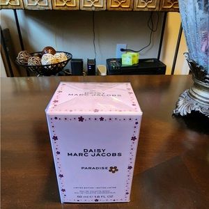 1.6 oz Marc Jacob Daisy paradise limited edition
